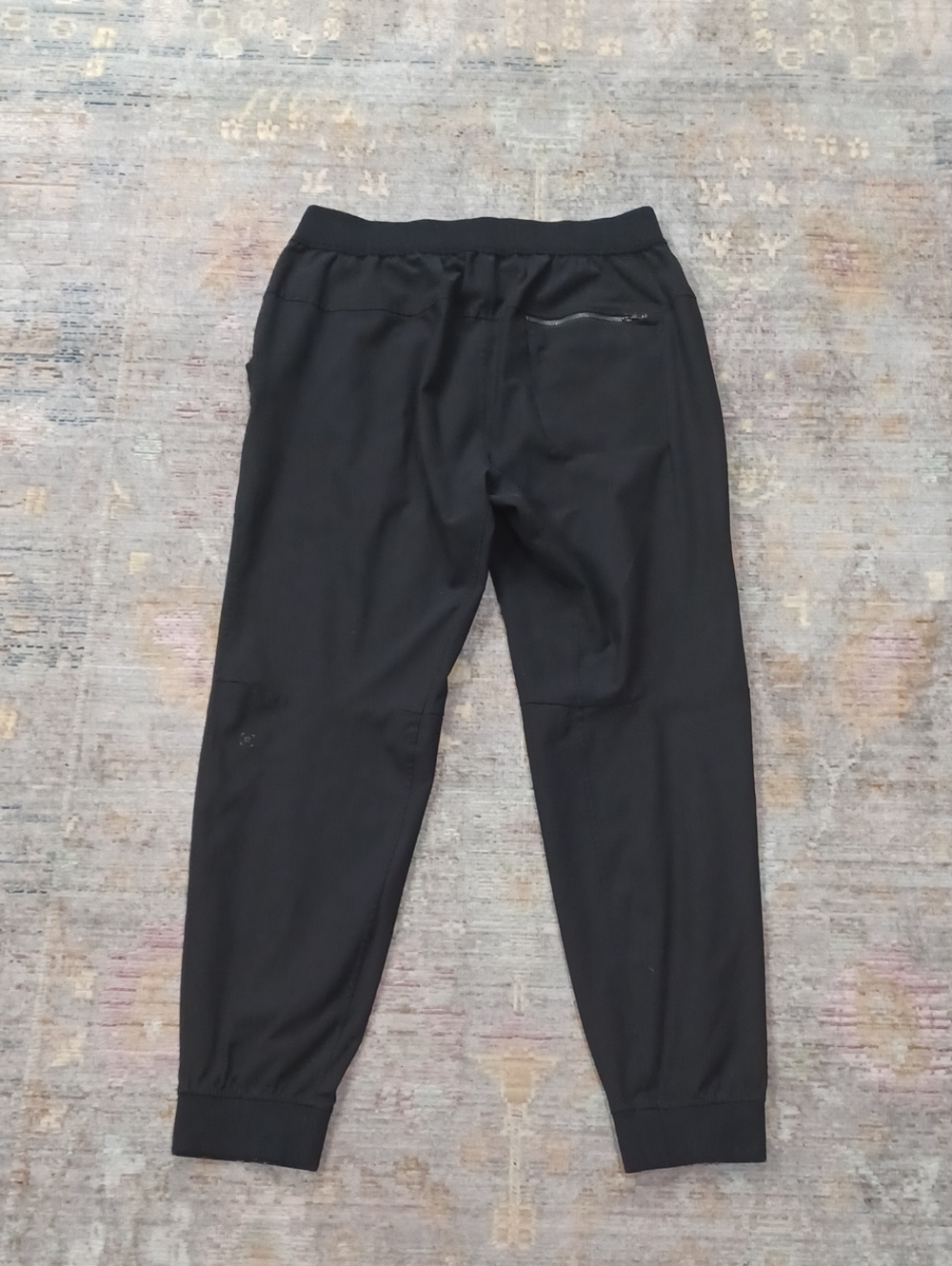Lululemon ABC Jogger - Picture 3 of 9